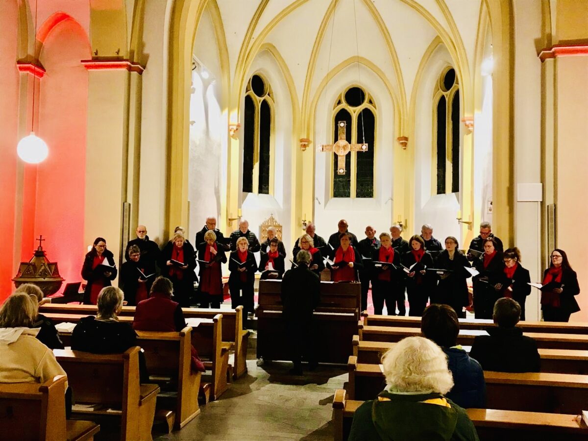 Evensong in St. Judas Thaddäus, Heisterbacherrott